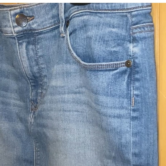 LOFT Classic Blue Denim Skirt stoned wash stripe / size 14 - Picture 4 of 17